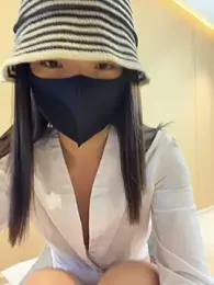 Imagem do stream de nide-laoshi no Stripchat