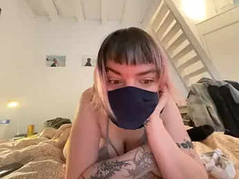 _sluty__geek__ webcam stripchat model stream image