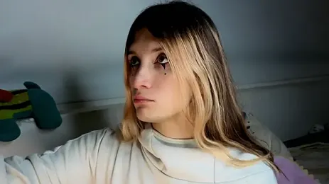 Imagem do stream de Feniix__ no Stripchat