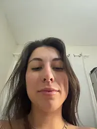 Carolini09 webcam stripchat model stream image