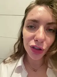 MariiD webcam stripchat model stream image