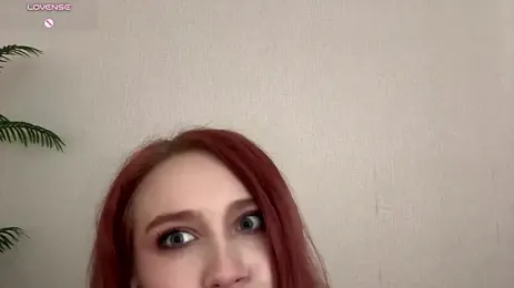 Imagem do stream de AsteriaHamel no Stripchat
